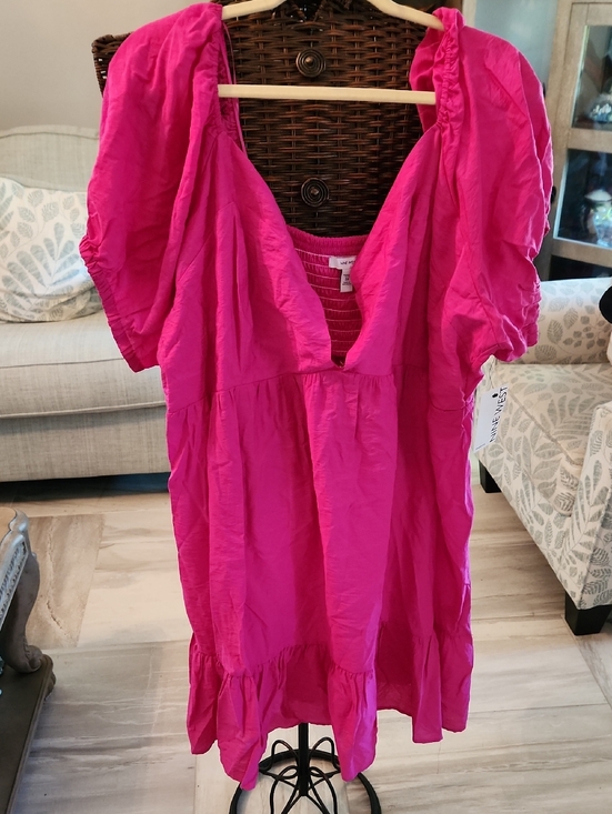 Nine West Dresses & Skirts - Nine West Bright Fuchsia Pink Puff-Sleeve Babydoll Dress